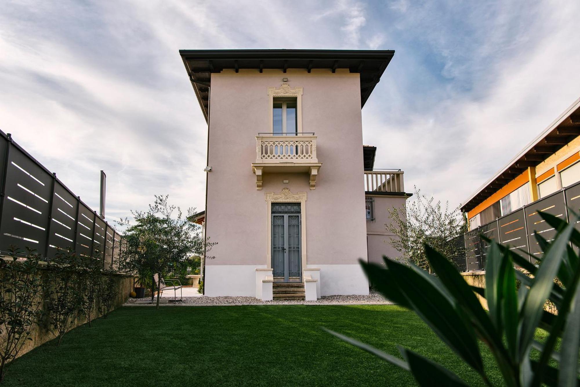 Villa Dei Sogni - Camera Accesso Indipendente Vicino Ospedale Borgo Trento Fiera Arena Di Βερόνα Εξωτερικό φωτογραφία