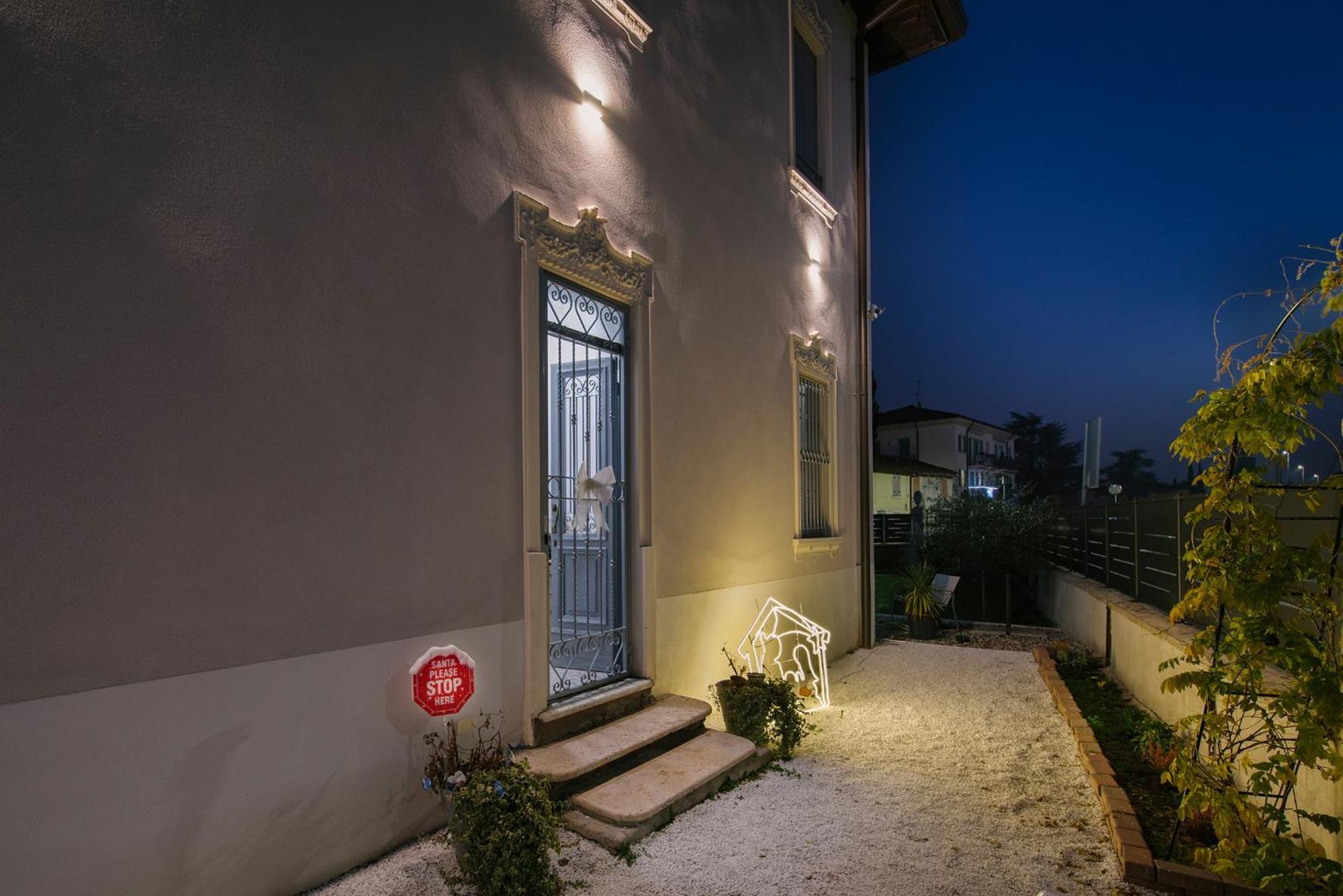 Villa Dei Sogni - Camera Accesso Indipendente Vicino Ospedale Borgo Trento Fiera Arena Di Βερόνα Εξωτερικό φωτογραφία